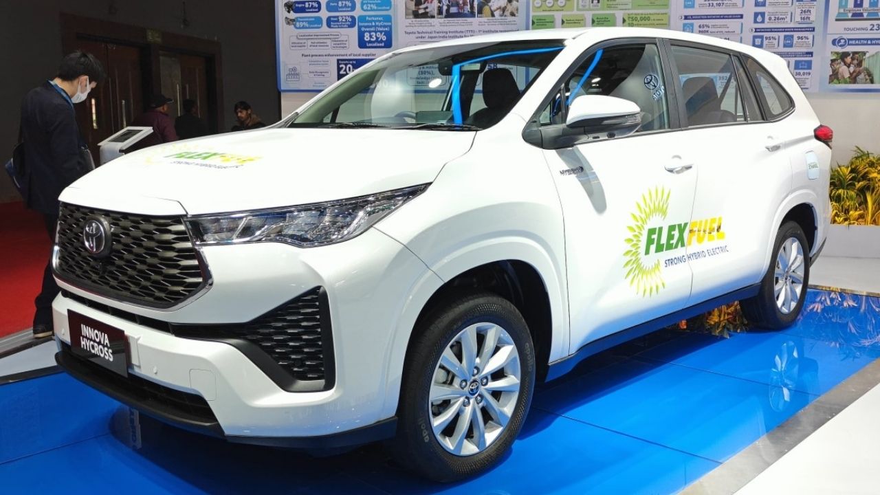 Toyota Innova Hycross CNG Review 2025